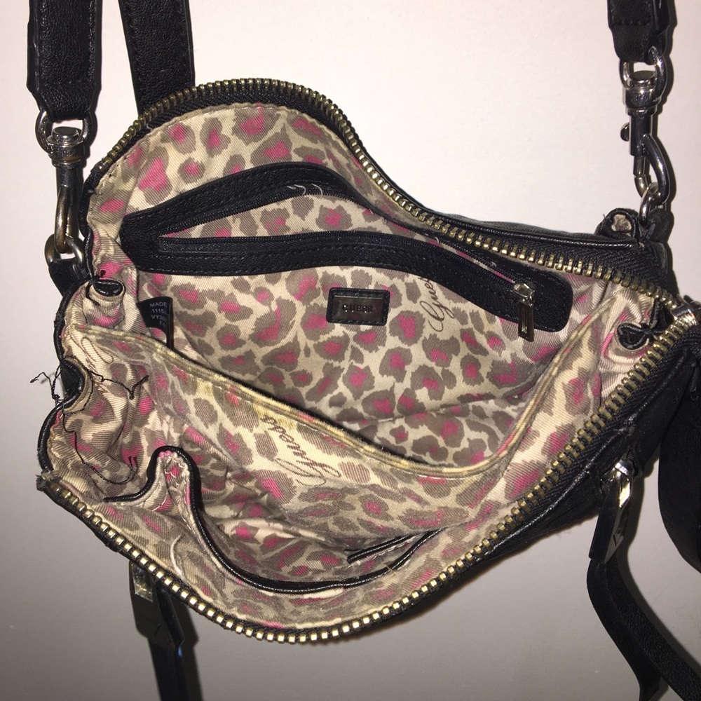 Guess Purse - Picture 4 of 4